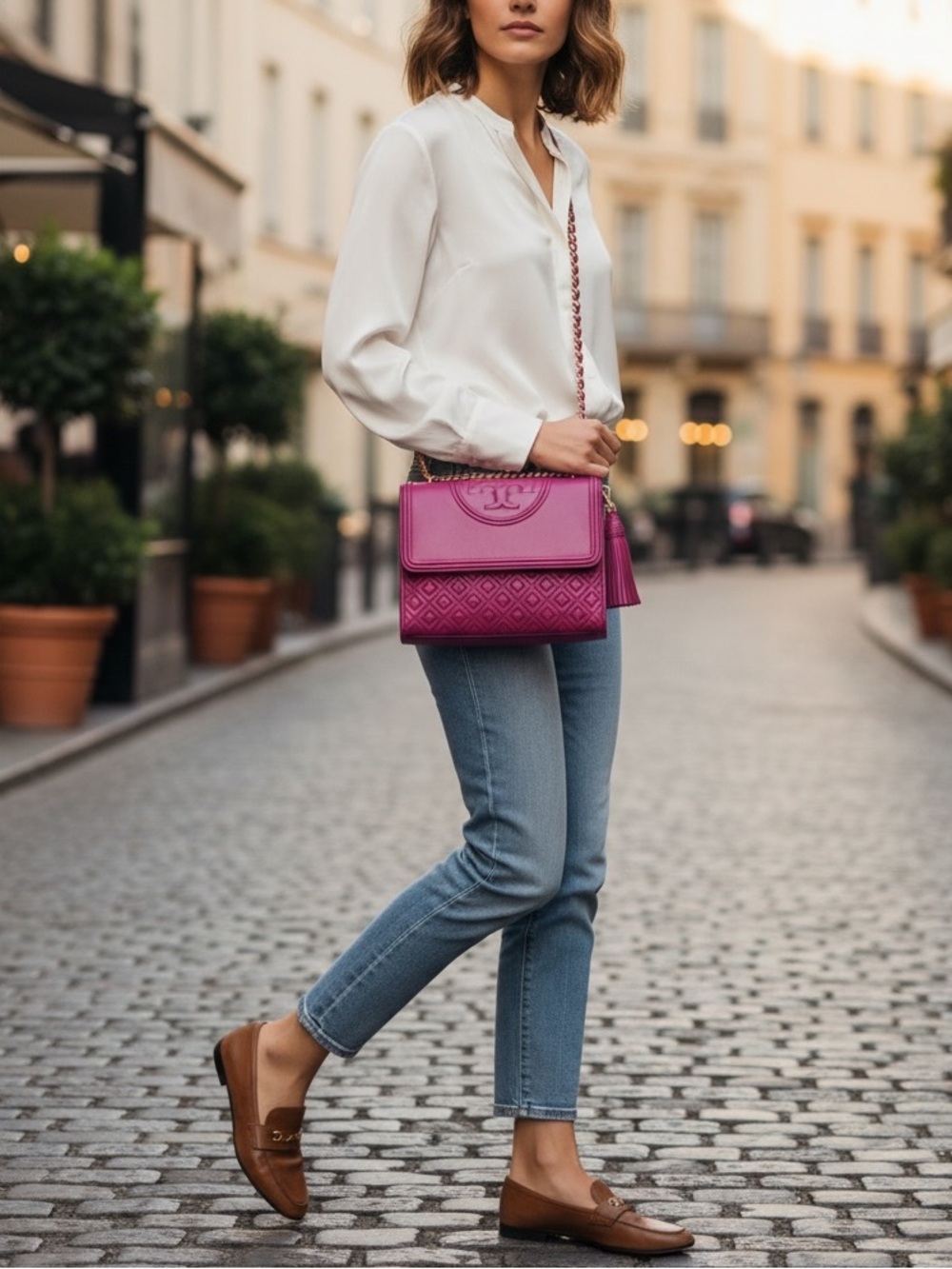 Tory Burch Small Fleming Convertible Shoulder Bag in Party Fuchsia Leather